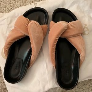 CHLOE Nolan twisted velvet sleepers (size 9-10)